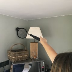 Teleskopická elektrická plácačka na hmyz STV883